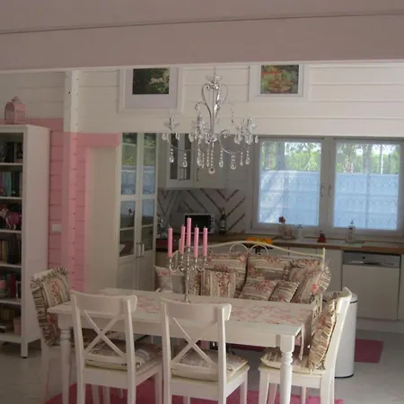 Holiday home With 2 Bedrooms *