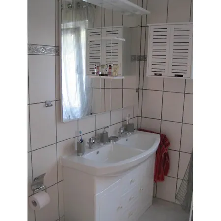 Holiday home With 2 Bedrooms Lesparre-Medoc